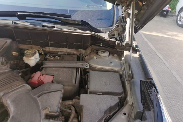 Used Infiniti QX50 2020 2.0T All-Wheel-Drive Elite Version Engine Bay Left