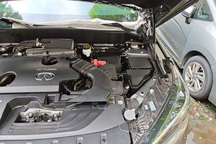 Used Infiniti QX50 2020 Revised Version 2.0T Four-Wheel Drive Smart Edition Engine Bay Left