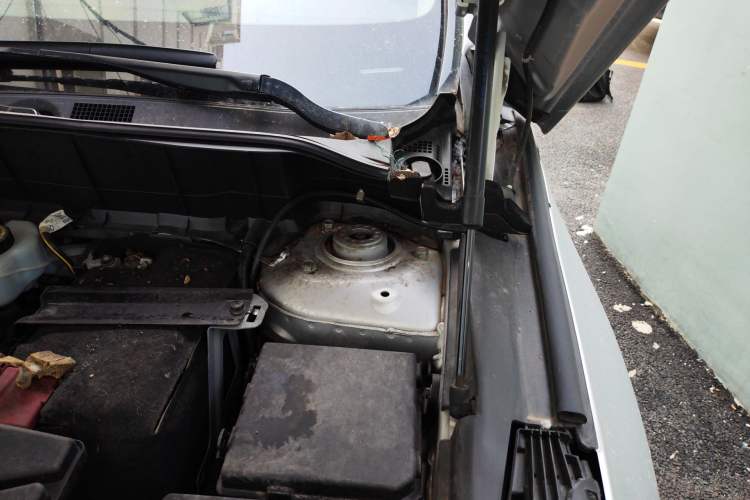 Used Infiniti QX50 2020 2.0T Four-Wheel Drive Navigation Edition Engine Bay Left