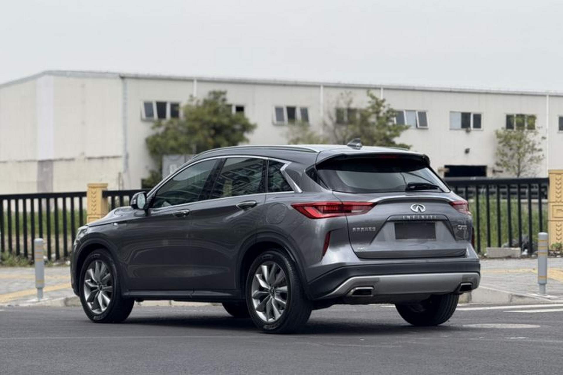 Used Infiniti QX50 2020 2.0T All-Wheel-Drive Elite Version Exterior 2