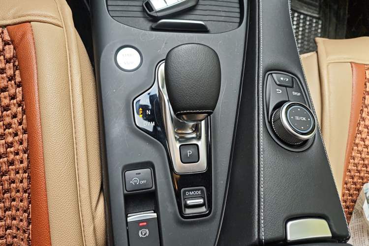 Used Infiniti QX50 2020 Revised Version 2.0T Two-Wheel Drive Fashion Edition Gear Lever