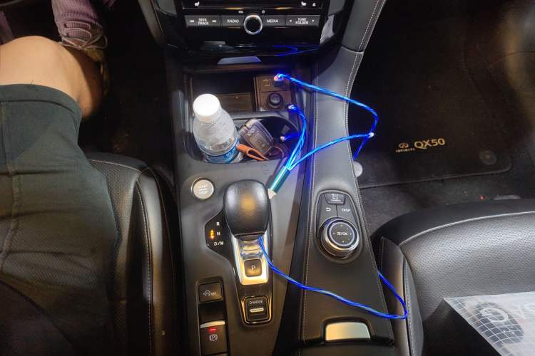 Used Infiniti QX50 2020 2.0T All-Wheel-Drive Elite Version Gear Lever