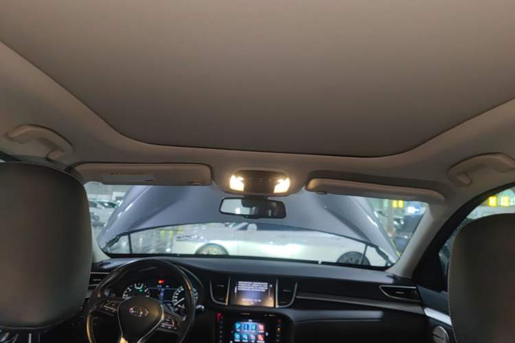 Used Infiniti QX50 2020 2.0T All-Wheel-Drive Elite Version Headliner