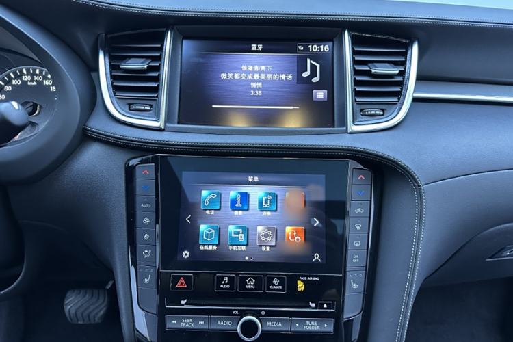 Used Infiniti QX50 2020 2.0T All-Wheel-Drive Elite Version Interior 5