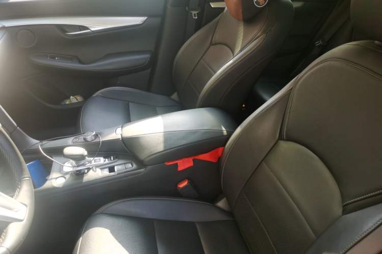 Used Infiniti QX50 2020 2.0T All-Wheel-Drive Elite Version Left Front Seat