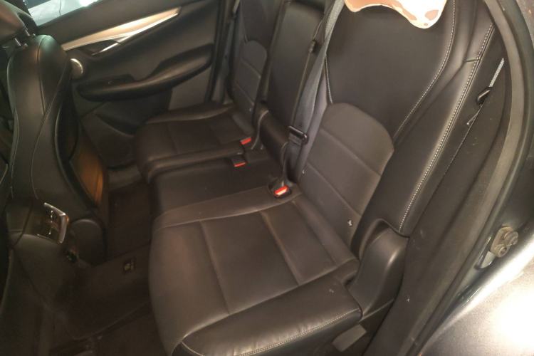 Used Infiniti QX50 2020 2.0T All-Wheel-Drive Elite Version Left Rear Seat
