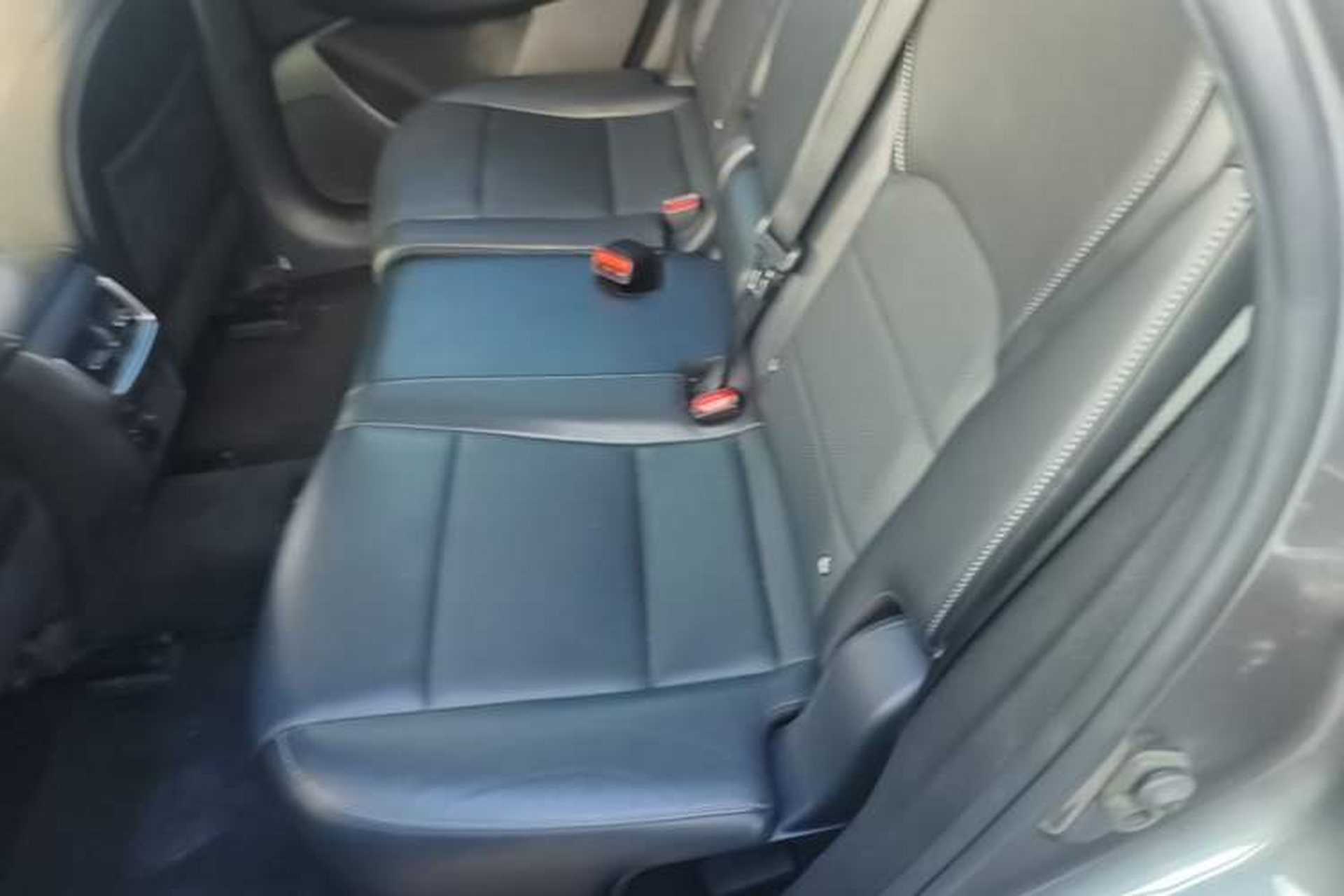 Used Infiniti QX50 2020 2.0T All-Wheel-Drive Elite Version Left Rear Seat