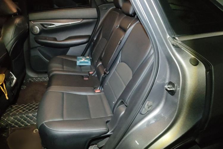 Used Infiniti QX50 2020 2.0T All-Wheel-Drive Elite Version Left Rear Seat