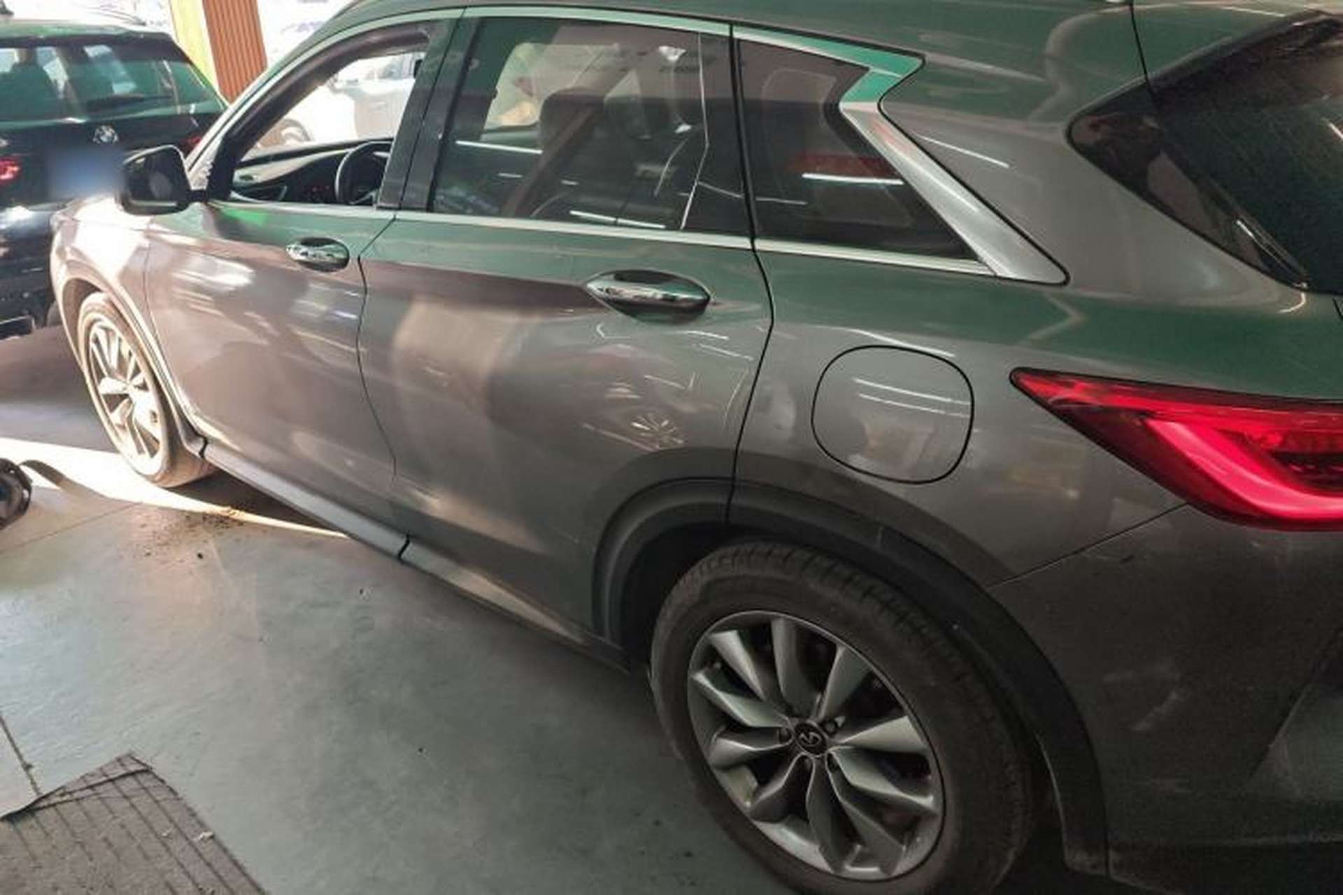 Used Infiniti QX50 2020 2.0T All-Wheel-Drive Elite Version Left Side