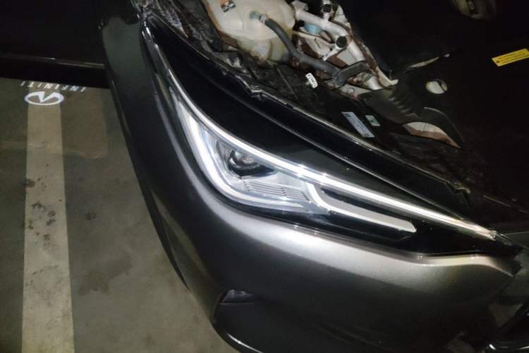 Used Infiniti QX50 2020 2.0T All-Wheel-Drive Elite Version Right Front Headlight