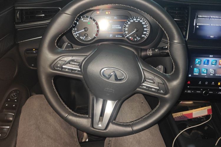 Used Infiniti QX50 2020 2.0T All-Wheel-Drive Elite Version Steering Wheel