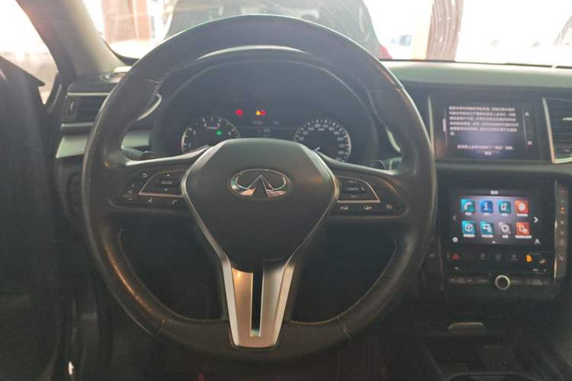 Used Infiniti QX50 2020 2.0T All-Wheel-Drive Elite Version Steering Wheel