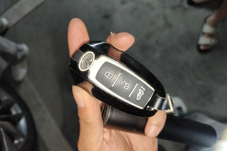 Used Infiniti QX50 2020 2.0T Two-Wheel Drive Fashion Edition Vehicle Key