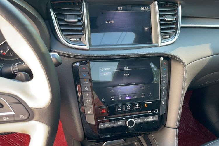 Used Infiniti QX50 2020 Revised Version 2.0T All-Wheel Drive Elite Edition Audio And AC Panel