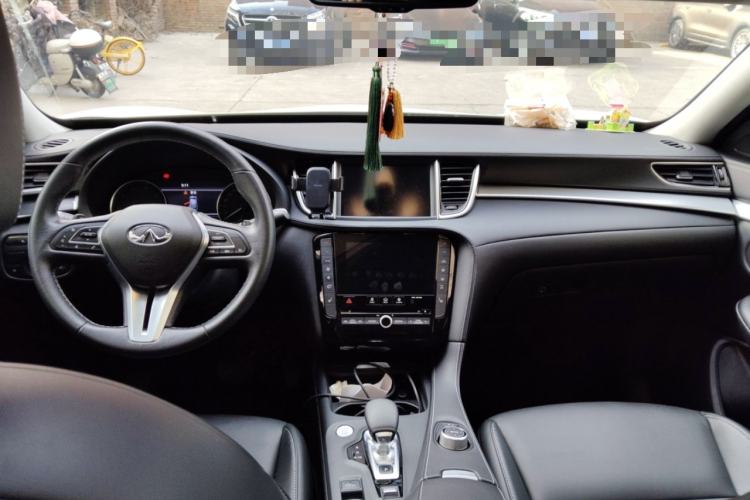 Used Infiniti QX50 2020 2.0T Two-Wheel Drive Fashion Edition Center Console