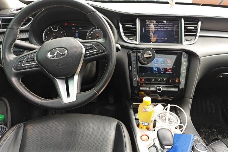 Used Infiniti QX50 2020 Revised Version 2.0T All-Wheel Drive Elite Edition Center Console