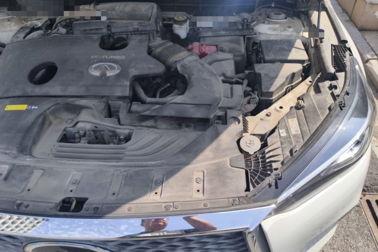 Used Infiniti QX50 2020 Revised Version 2.0T All-Wheel Drive Navigation Edition Engine Bay Left