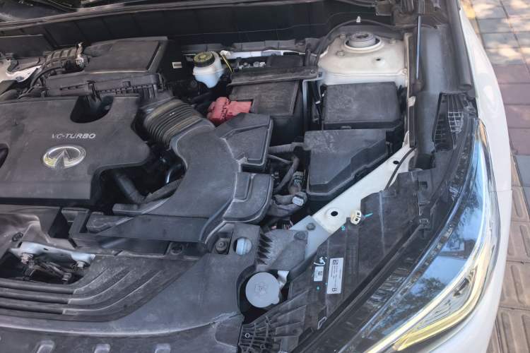 Used Infiniti QX50 2020 Revised Version 2.0T All-Wheel Drive Elite Edition Engine Bay Left