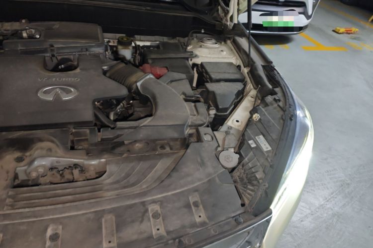 Used Infiniti QX50 2020 2.0T All-Wheel-Drive Elite Version Engine Bay Left