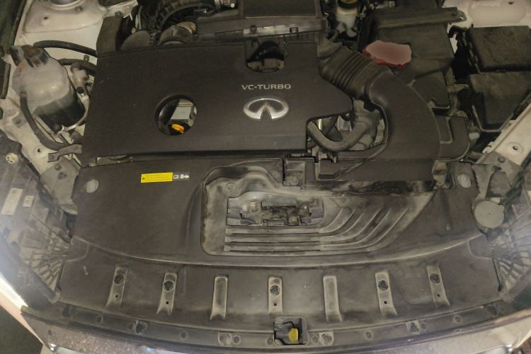Used Infiniti QX50 2020 Revised Version 2.0T Two-Wheel Drive Fashion Edition Engine Bay