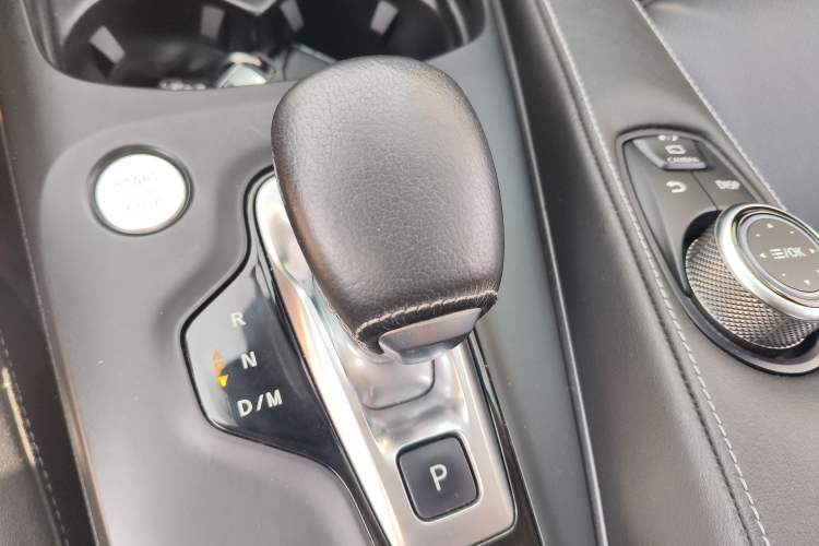 Used Infiniti QX50 2020 Revised Version 2.0T All-Wheel Drive Navigation Edition Gear Lever