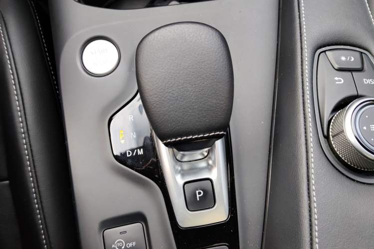 Used Infiniti QX50 2020 2.0T Two-Wheel Drive Fashion Edition Gear Lever