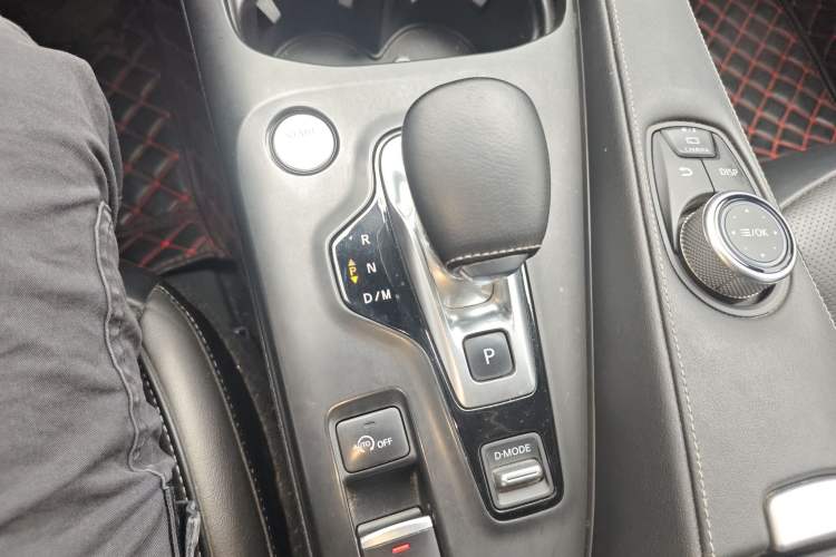 Used Infiniti QX50 2020 2.0T Four-Wheel Drive Navigation Edition Gear Lever