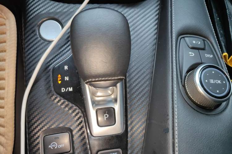 Used Infiniti QX50 2020 Revised Version 2.0T Two-Wheel Drive Fashion Edition Gear Lever