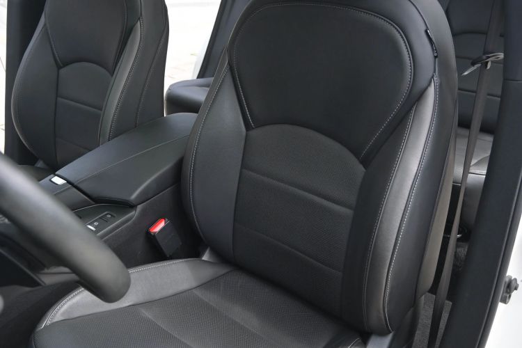 Used Infiniti QX50 2020 2.0T All-Wheel-Drive Elite Version Interior 6