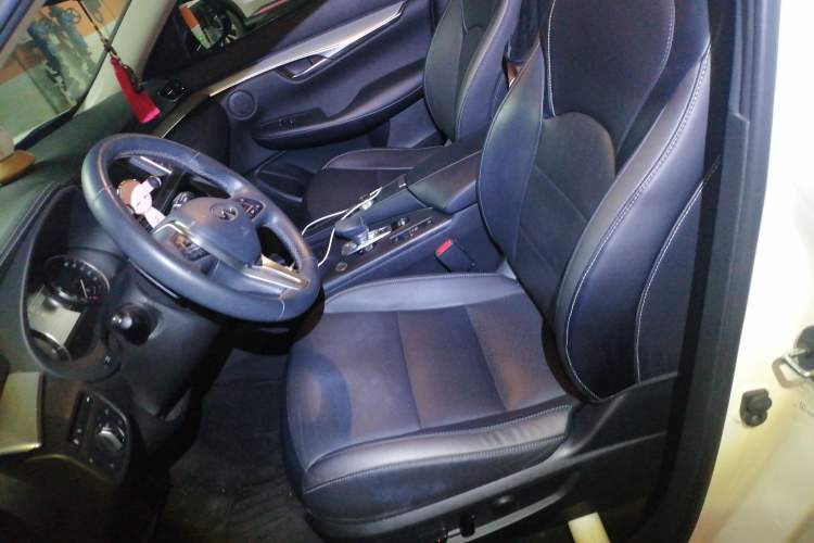 Used Infiniti QX50 2020 Revised Version 2.0T All-Wheel Drive Navigation Edition Left Front Seat