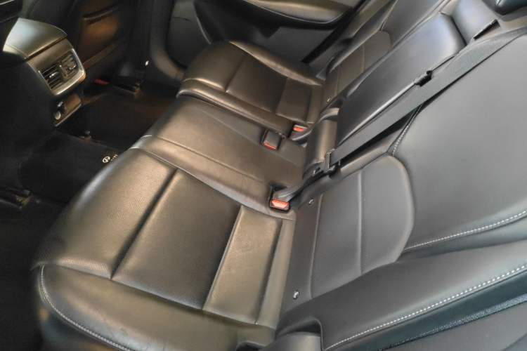 Used Infiniti QX50 2020 2.0T All-Wheel-Drive Elite Version Left Rear Seat