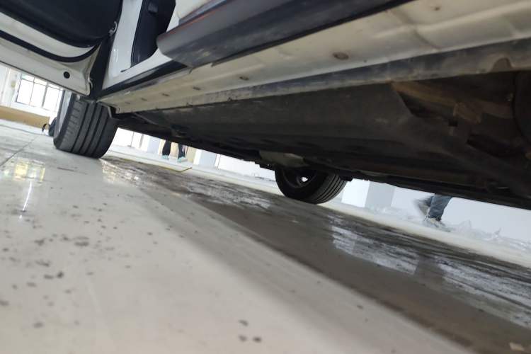 Used Infiniti QX50 2020 Revised Version 2.0T All-Wheel Drive Elite Edition Left Side Sill