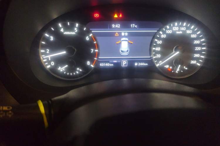 Used Infiniti QX50 2020 2.0T Two-Wheel Drive Fashion Edition Odometer Close Up