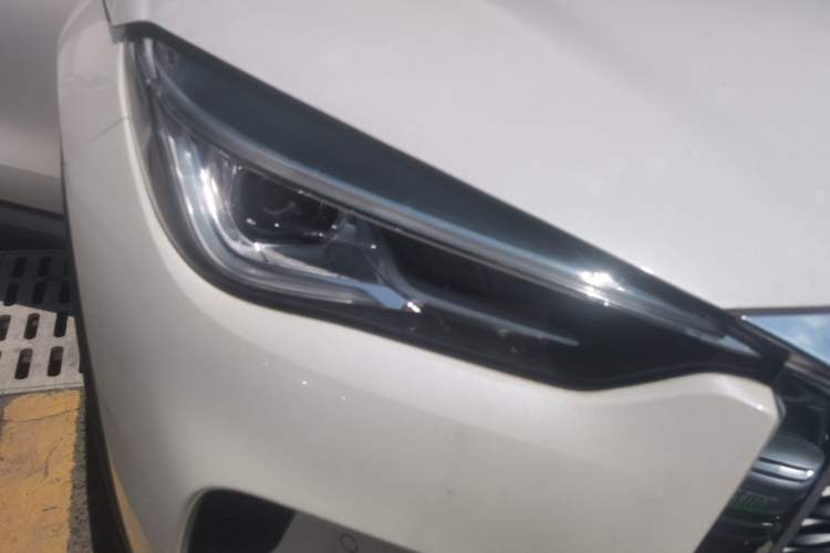 Used Infiniti QX50 2020 Revised Version 2.0T Two-Wheel Drive Fashion Edition Right Front Headlight