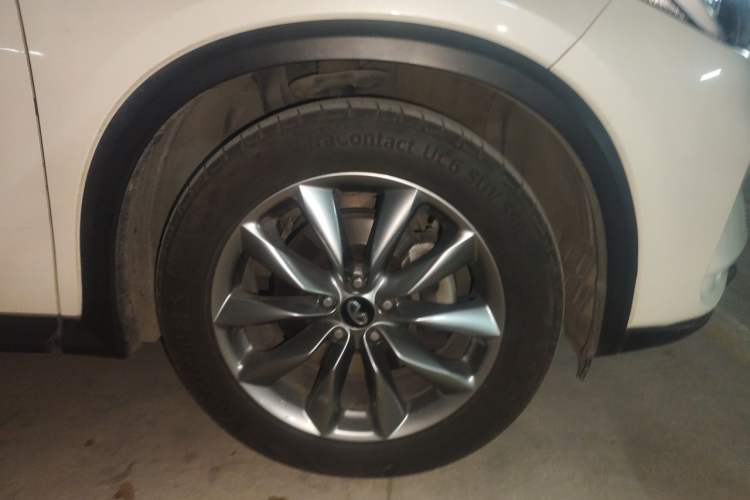 Used Infiniti QX50 2020 2.0T Two-Wheel Drive Fashion Edition Right Front Wheel Hub