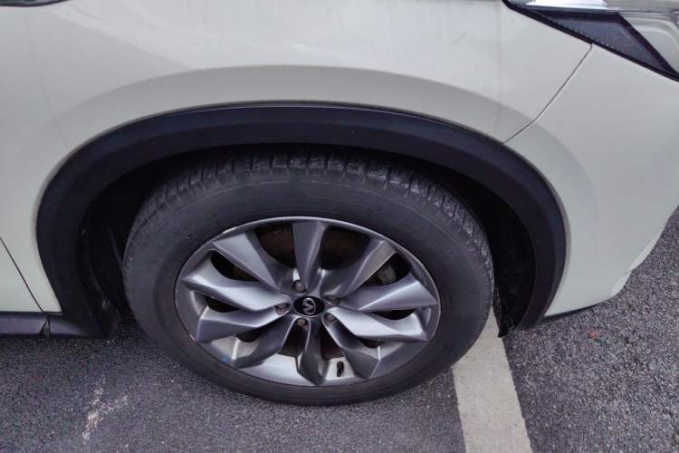 Used Infiniti QX50 2020 2.0T All-Wheel-Drive Elite Version Right Front Wheel Hub