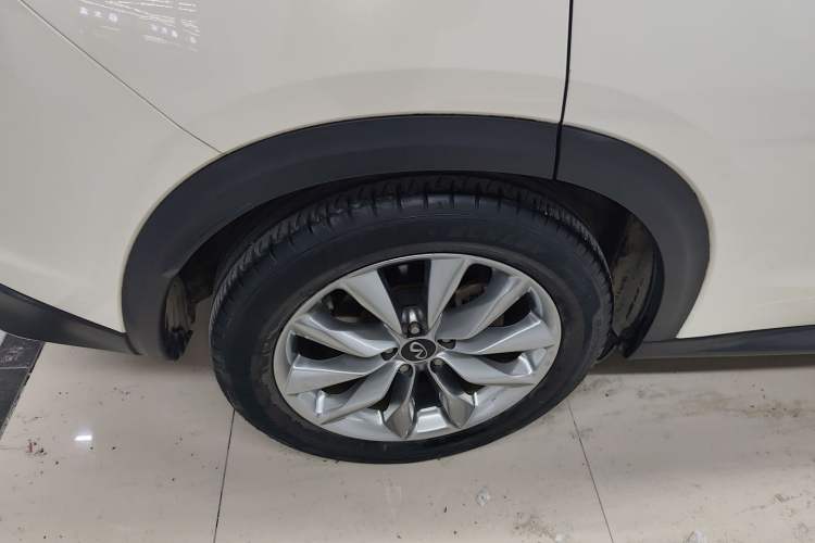 Used Infiniti QX50 2020 Revised Version 2.0T All-Wheel Drive Elite Edition Right Rear Wheel Hub