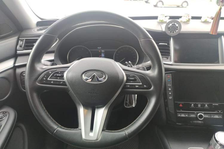 Used Infiniti QX50 2020 Revised Version 2.0T Two-Wheel Drive Elite Edition Steering Wheel