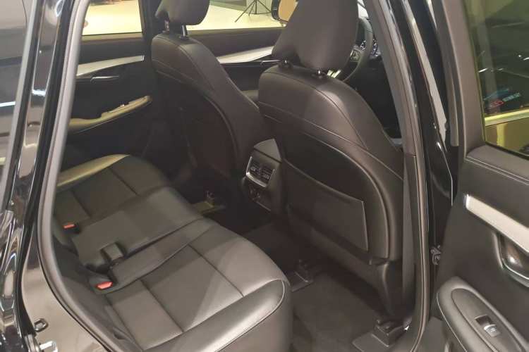 Used Infiniti QX50 2022 2.0T Two-Wheel Drive Navigation Edition Interior 3