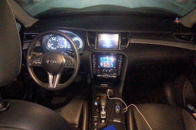 Used Infiniti QX50 2022 2.0T Two-Wheel Drive Navigation Edition Center Console