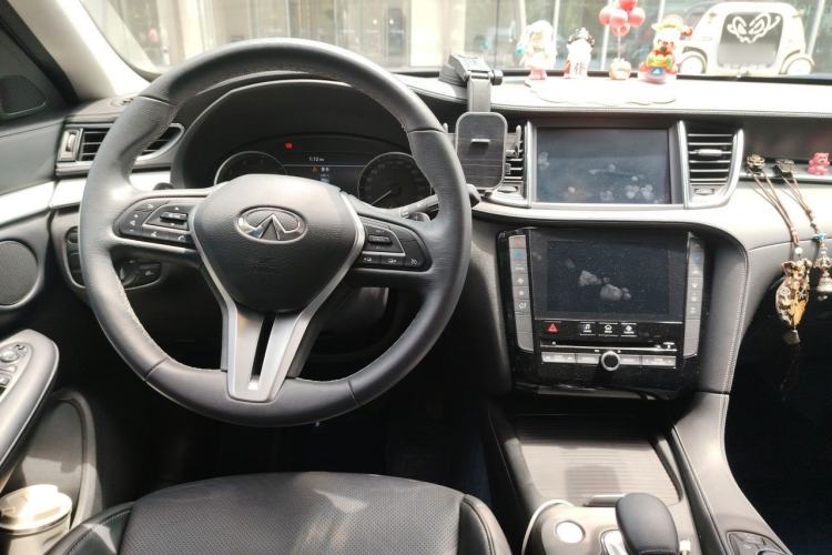 Used Infiniti QX50 2022 2.0T Two-Wheel Drive Navigation Edition Center Console