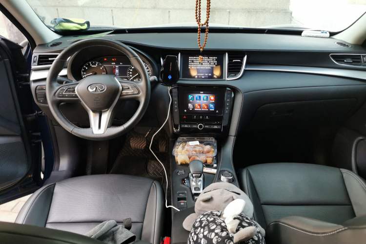 Used Infiniti QX50 2022 2.0T Two-Wheel Drive Navigation Edition Center Console