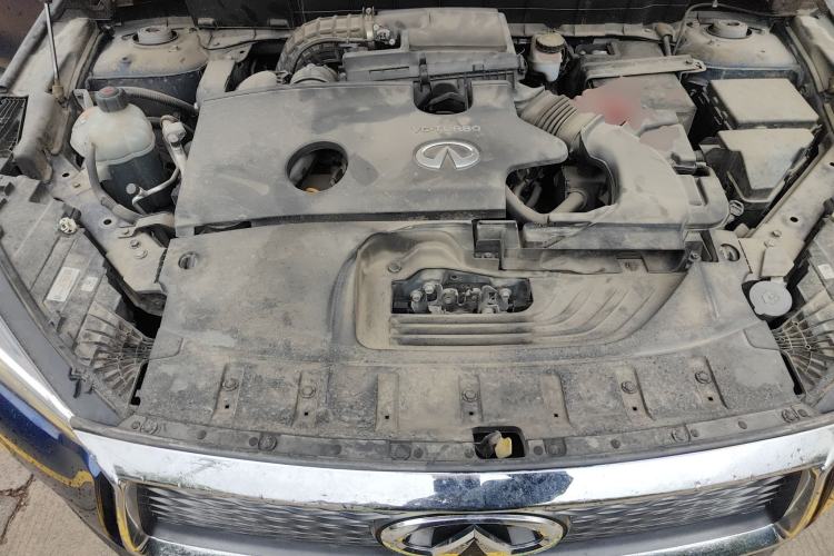 Used Infiniti QX50 2022 2.0T Two-Wheel Drive Navigation Edition Engine Bay