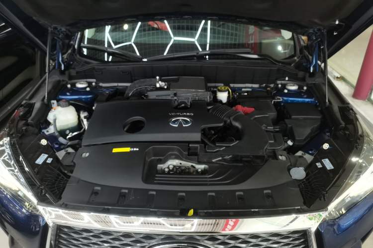 Used Infiniti QX50 2022 2.0T Four-Wheel Drive Elite Edition Engine Bay