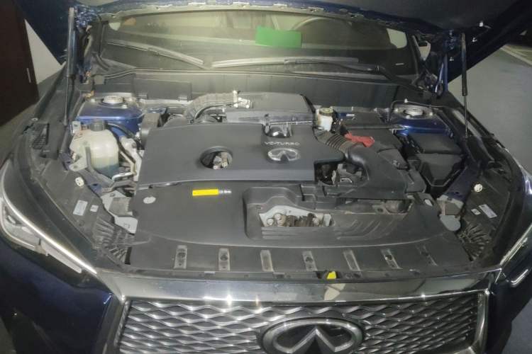 Used Infiniti QX50 2022 2.0T Two-Wheel Drive Fashion Edition Engine Bay