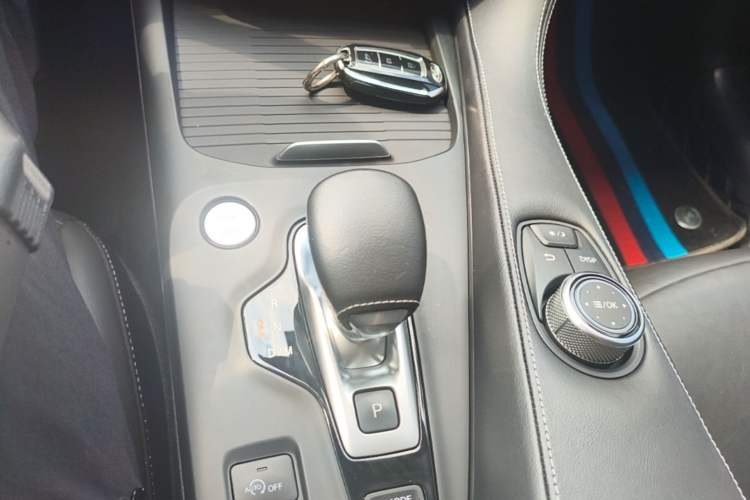 Used Infiniti QX50 2022 2.0T Two-Wheel Drive Fashion Edition Gear Lever