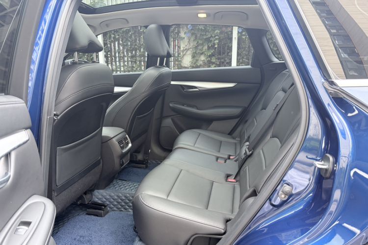 Used Infiniti QX50 2022 2.0T Two-Wheel Drive Fashion Edition Interior 3