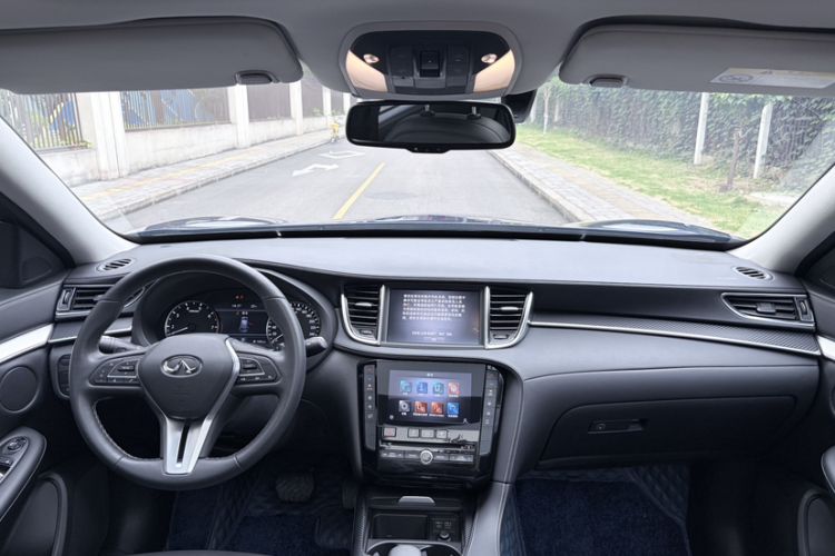 Used Infiniti QX50 2022 2.0T Two-Wheel Drive Fashion Edition Interior 4