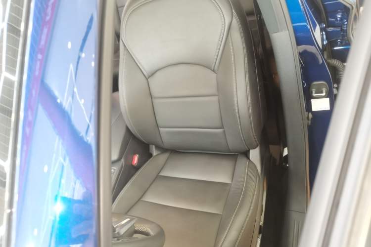 Used Infiniti QX50 2022 2.0T Four-Wheel Drive Elite Edition Left Front Seat