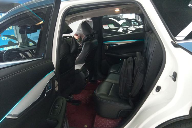 Used Infiniti QX50 2022 2.0T Four-Wheel Drive Navigation Edition Left Rear Seat